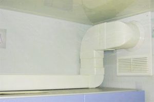 Установка повітроводу для кухонної витяжки в Стрию